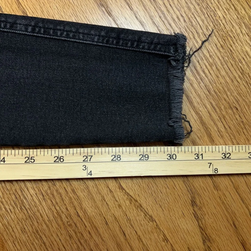 Free People‎ We the Free Black Women's 26 (24X30) Raw Hem Skinny Jeans